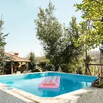 Casa Dos Castros Holiday home