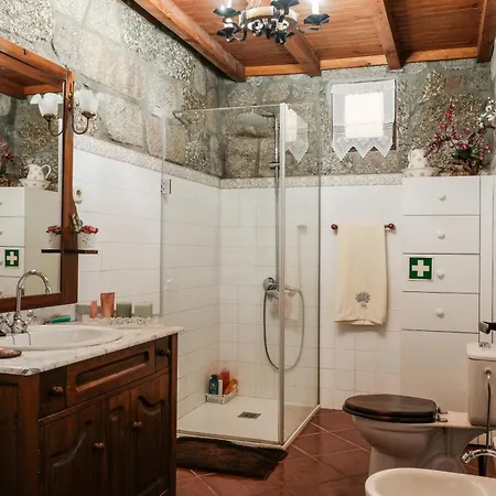 別荘 Casa Dos Castros Travassos (Braga)